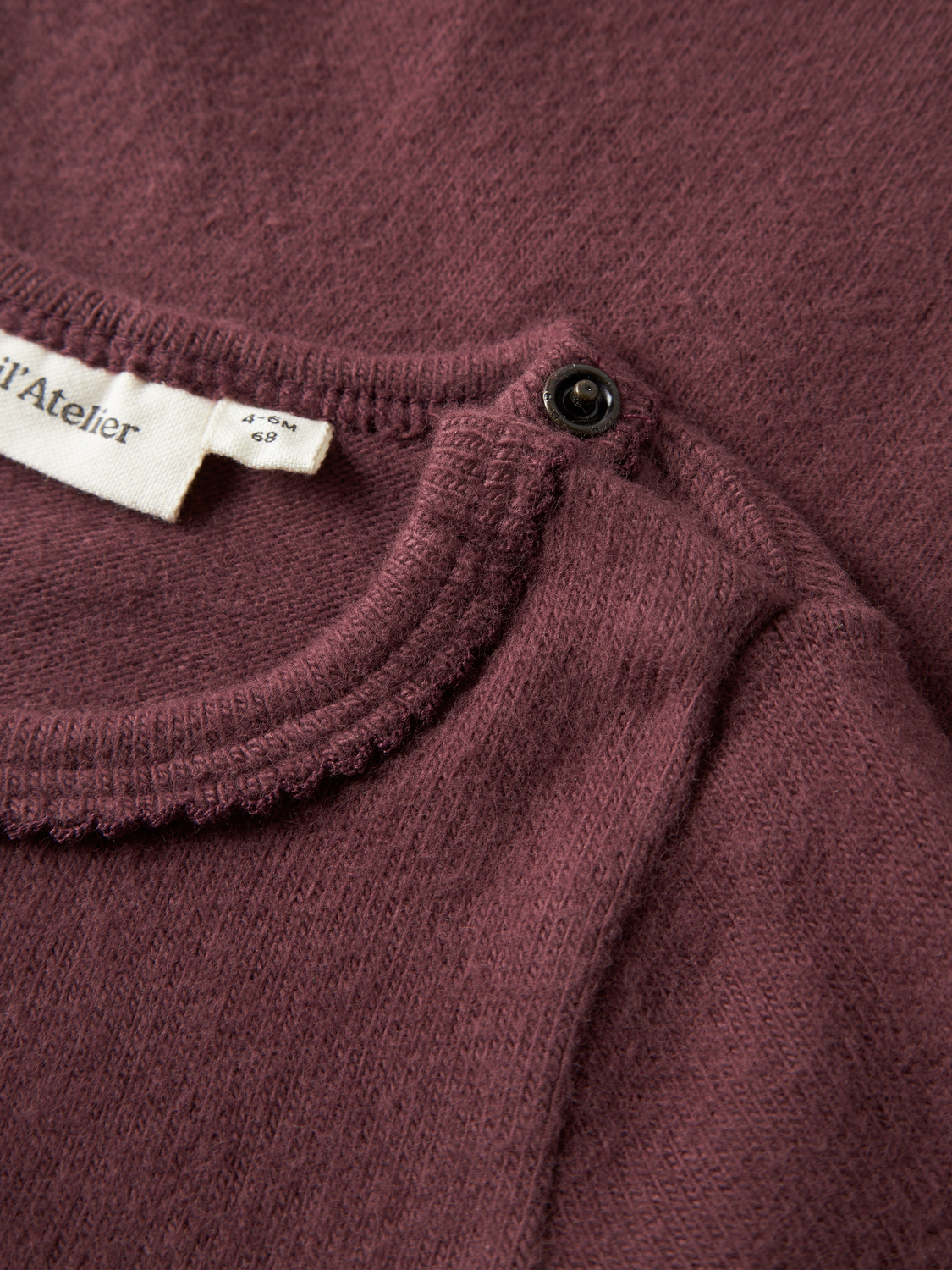 model_shot-front_full